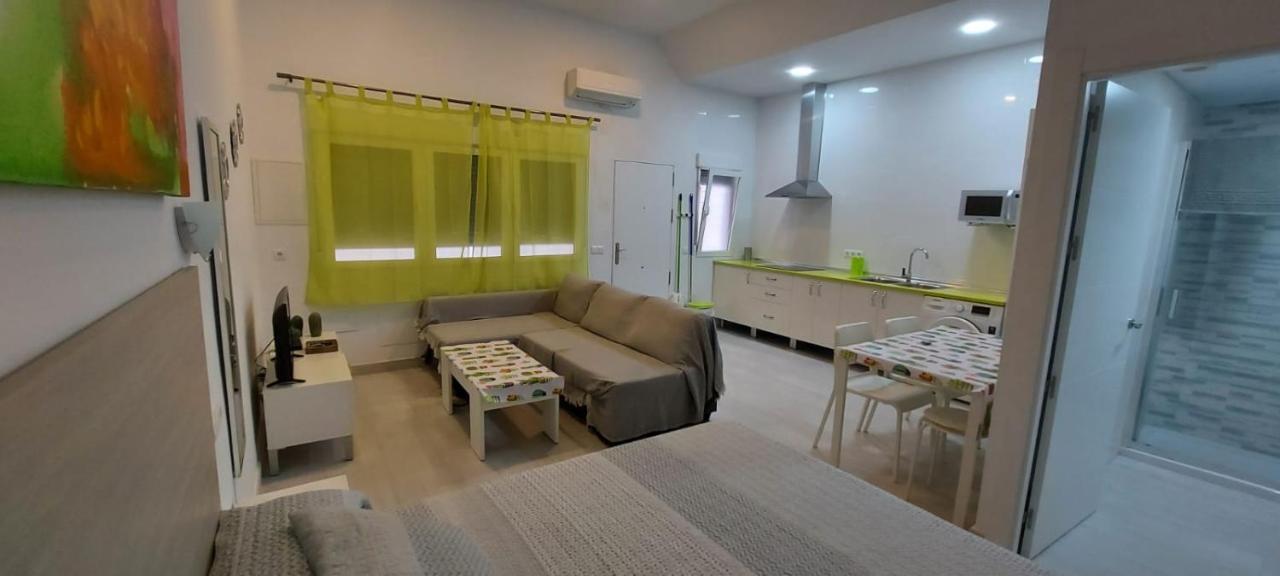 La Paloma Apartment Malaga Exterior photo